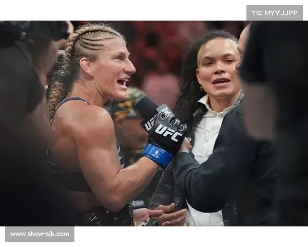 UFC 316 哈里森木村精彩锁降服佩尼亚 荣膺女子雏量级新冠军 UFC 316 哈里森木村精彩锁降服佩尼亚 荣膺女子雏量级新冠军
