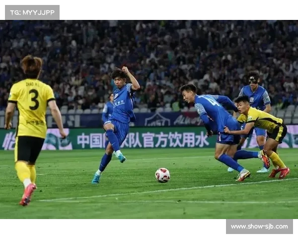 中超争冠形势愈发激烈 申花暂时领跑蓉城紧随其后